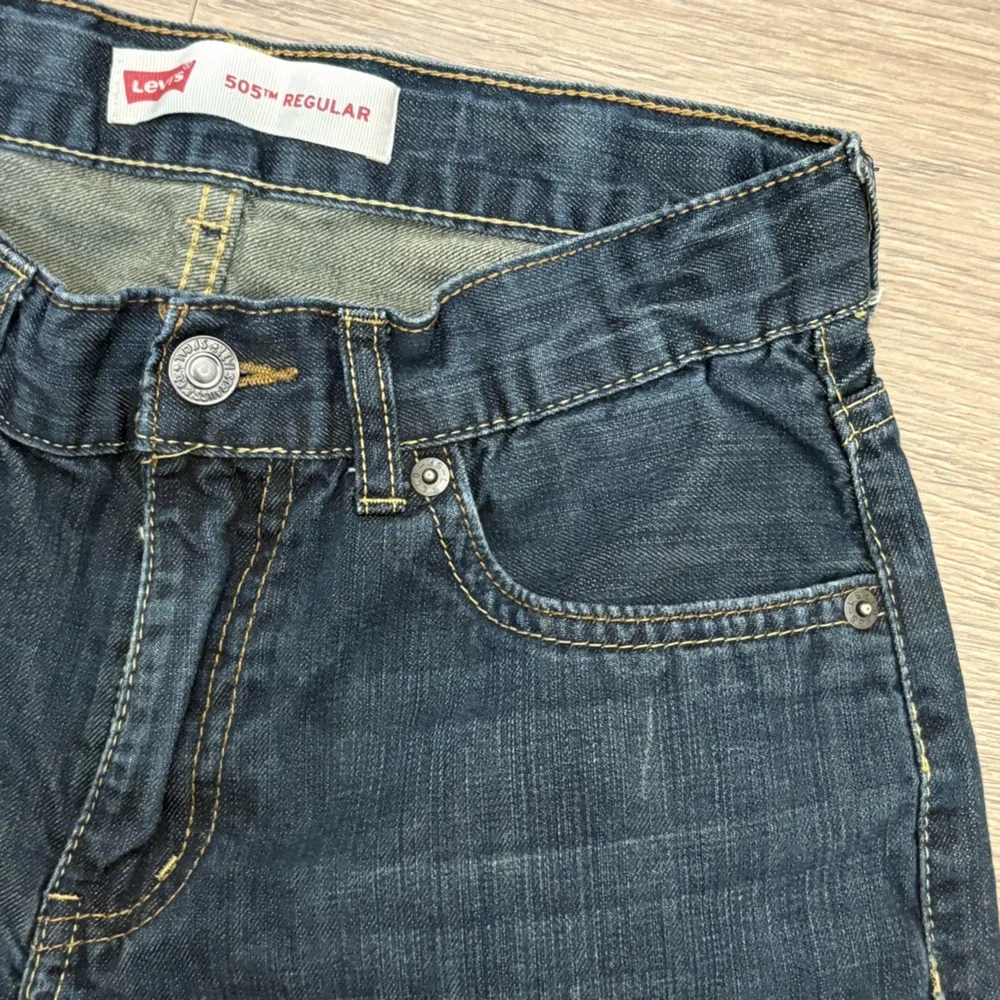 Levi's 505 Regular‎ Fit Jeans Women's 12 Reg W26 L26 Dark Wash Straight Leg